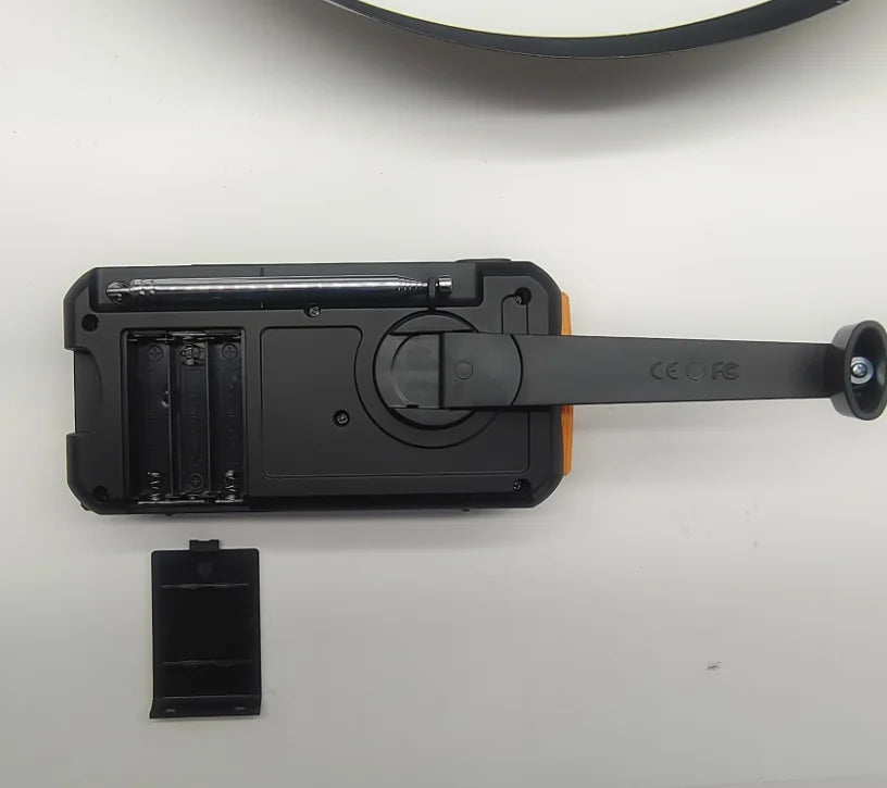 Solarcrank-DAB+/FM-radio 5000mAh-powerbank Bluetooth-højttaler nødberedskabstelefonoplader med SOS-alarm og lommelygte