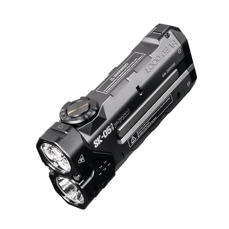 Kraftig flad LED-lommelygte på 4360LMS med 8000mAh powerbank, sidelygte, der kombinerer flodlys og spotlight til søgning – Nitecore