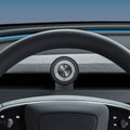 Temai MagSafe mobilholder Flex for Model 3 2024+/Model Y 2025+ montert på dashbordet.