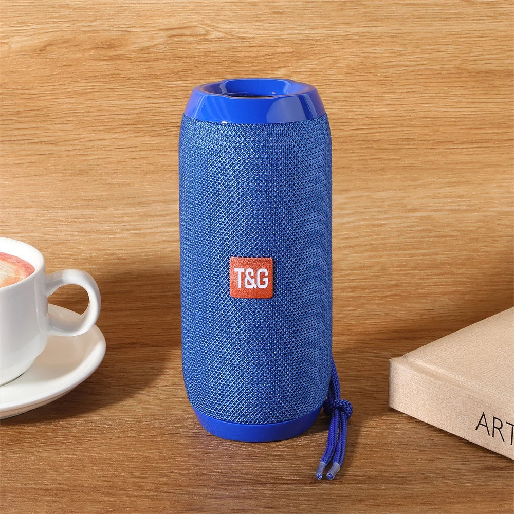 Tragbarer kabelloser Bluetooth-Lautsprecher, Musikbox mit Klangwiedergabe, Subwoofer, FM-Radio und Freisprechfunktion