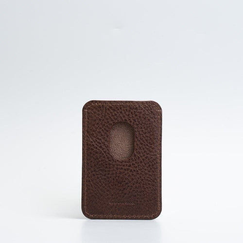 Full-Grain Leather Wallet compatible with MagSafe - Classic in rich brown color, showcasing premium craftsmanship.