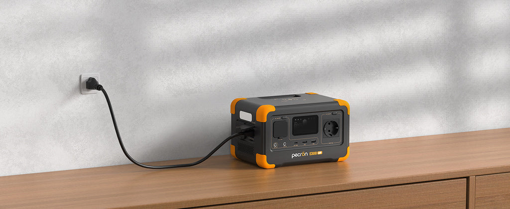 Pecron E300LFP – bærbar strømstasjon med 288 Wh LiFePO4-batteri